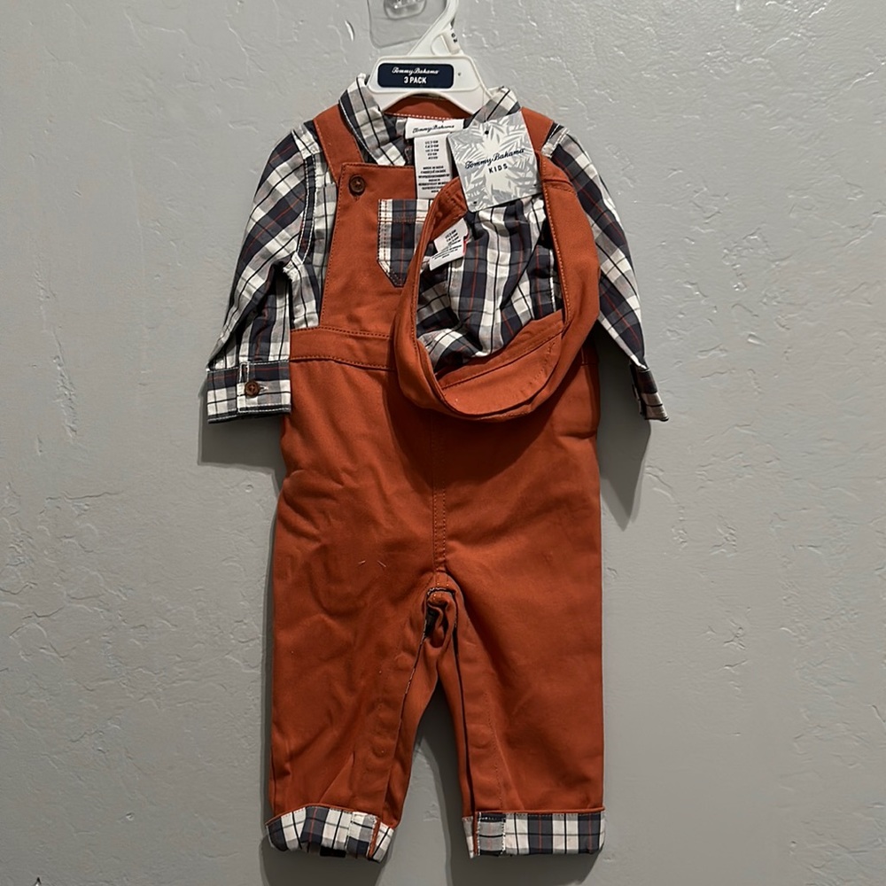 Tommy Bahama set